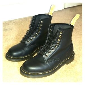 Doc Martens 1460 size EU 39